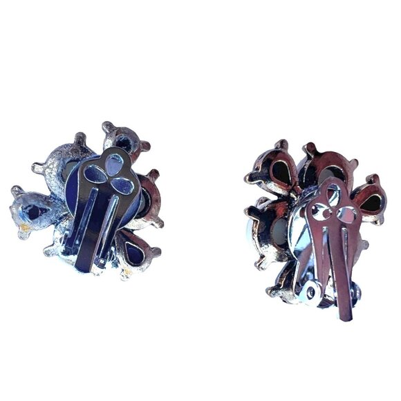 Vintage Gold & White MCM Starburst Clip-On Earrings With Rhinestones - Picture 6 of 7